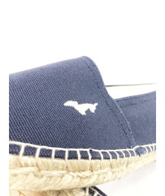 Alpargatas para hombre Gilbert Teckel fabricadas en España con corte textil, logo bordado, vira de esparto y suela de goma, ide