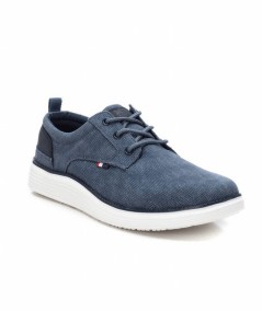 Calzado urbano azul con suela blanca XTI para caballero