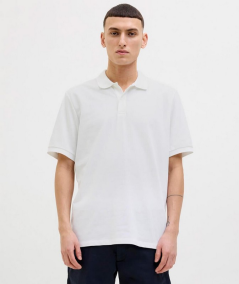 Polo blanco ligero y fresco con mezcla de algodón y poliéster
