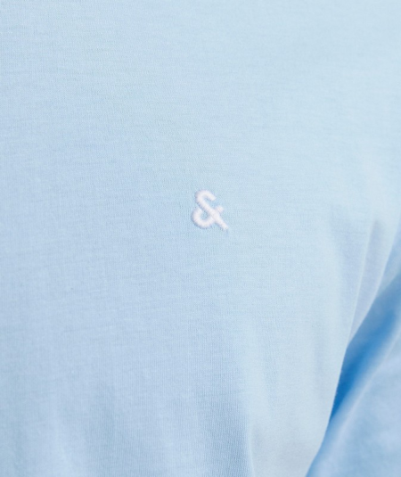 Camiseta minimalista de algodón con corte estándar