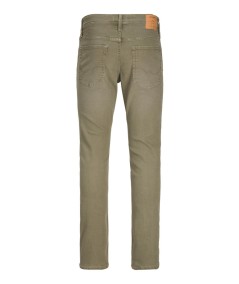 Jeans slim fit con bolsillos traseros y delanteros