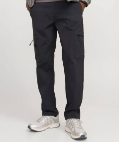Pantalones cargo relaxed fit en color negro