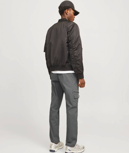 Pantalón cargo casual para hombre con talle medio