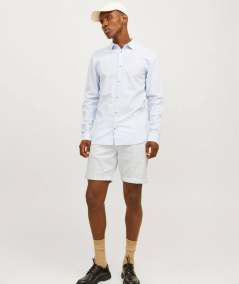 Shorts casual de hombre color blanco 