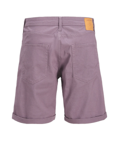 Shorts vaqueros color malva versátiles para combinar con cualquier outfit
