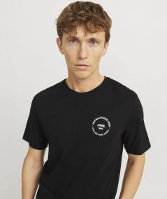 Camiseta en 100% algodón para mayor comodidad y frescura.