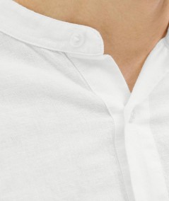 Camisa de moda para hombre con un toque sofisticado y moderno.