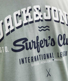 Camiseta Jack and jones stampado grande color verde 