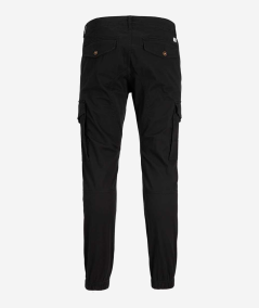 Pantalones cargo slim Jack & Jones para hombre en color negro, con diseño moderno y múltiples bolsillos funcionales