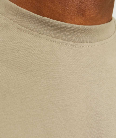 Camiseta casual para hombre Jack & Jones tosta, fabricada en algodón y con cuello redondo clásico