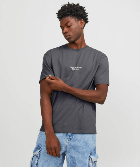 Camiseta Jack & Jones color marengo de algodón con estampado en relieve y ajuste relaxed fit para mayor comodidad