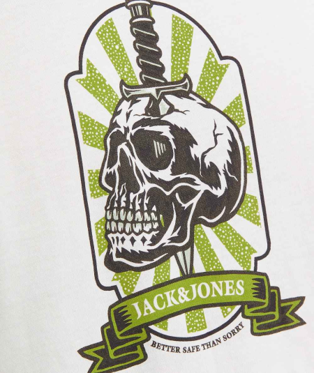 Camiseta blanca cómoda y elástica para uso diario.