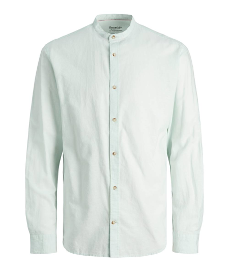 Camisa de uso diario con diseño elegante.