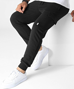 Pantalón de chándal Jack & Jones en estilo cargo casual.

