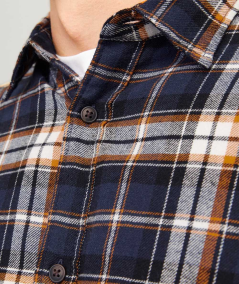 Camisa slim fit Jack & Jones de cuadros mostaza con cierre de botones y tejido resistente