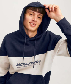 Sudadera con capucha Jack & Jones en color azul navy blazer, con bolsillo tipo canguro y ajuste amplio para mayor comodidad