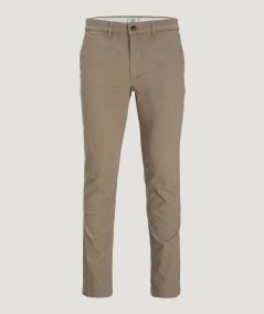 Chinos ajustados de algodón y elastano para uso diario