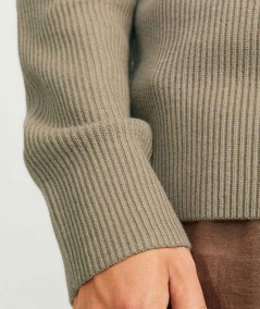 Suéter de manga larga en tejido de punto para hombre