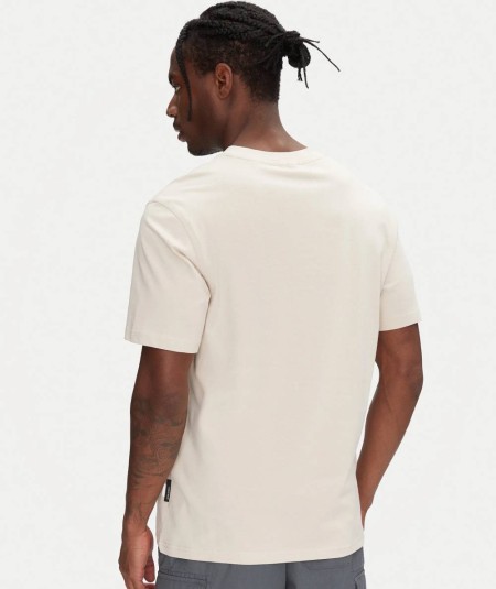 Camiseta Jack & Jones color beige claro, estilo casual y moderno.