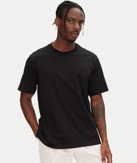 Camiseta negra Jack & Jones para hombre, ideal para el verano y looks casuales.