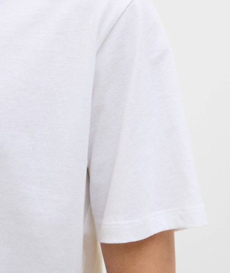 Camiseta blanca Jack & Jones para hombre, ligera y transpirable.