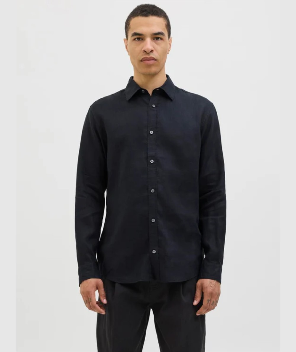 Camisa negra de lino para hombre manga larga corte regular