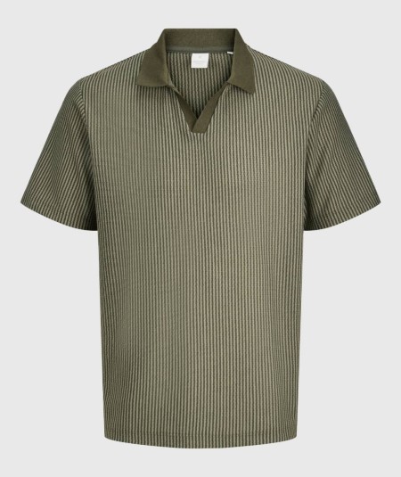 Polo casual hombre corte regular color verde