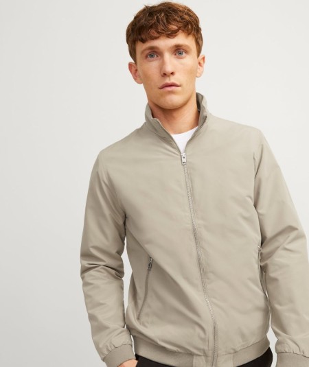 Chaqueta bomber camel para hombre estilo casual