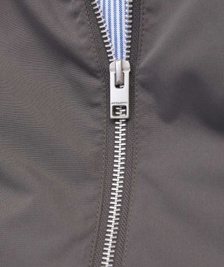 Chaqueta bomber gris para hombre con cremallera