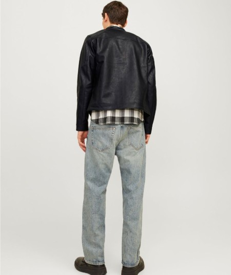 Chaqueta biker negra masculina con cremallera