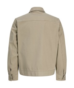 Chaqueta masculina kaki con bolsillos en la pechera