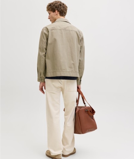 Chaqueta kaki para hombre con cuello italiano