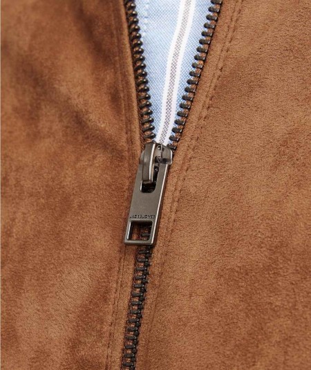 Cazadora acolchada color cognac estilo motero