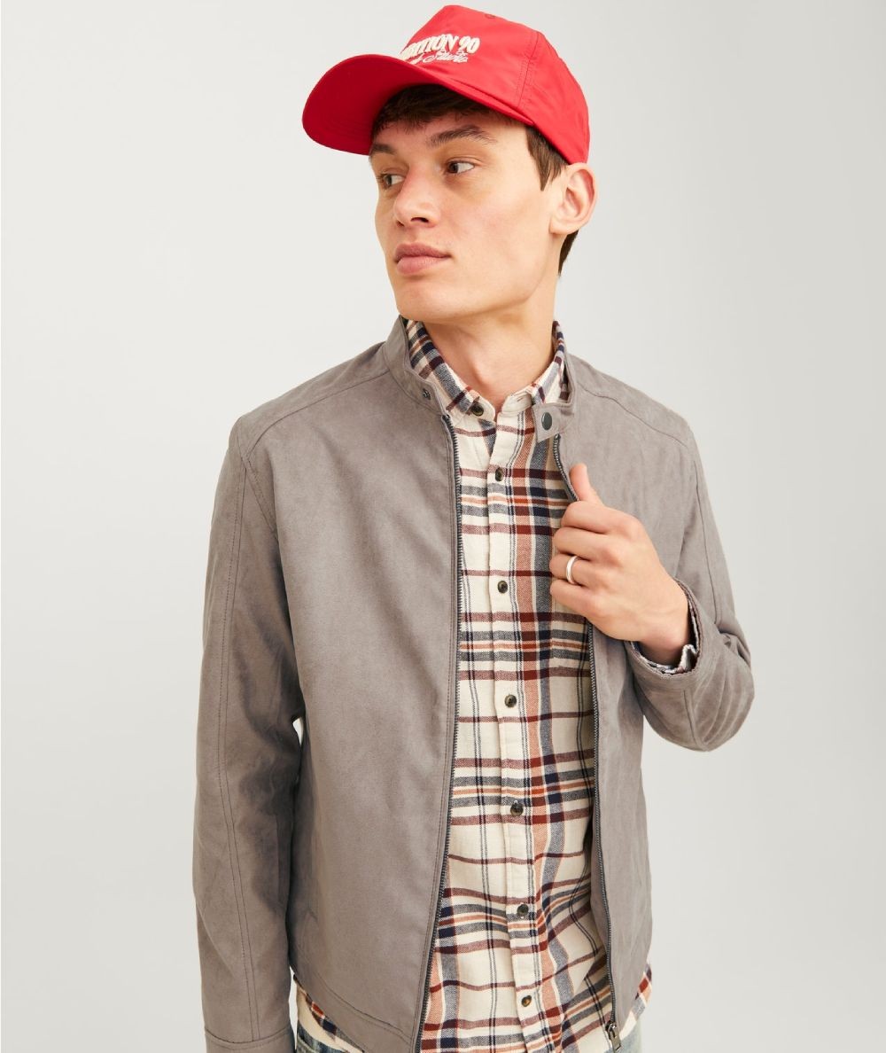 Cazadora falcon efecto ante con detalles acolchados