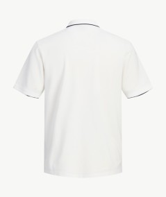 Polo blanco cuello clásico estilo atemporal masculino