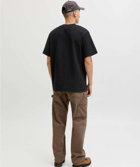 Camiseta negra hombre Jack & Jones corte relaxed