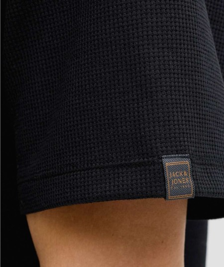 Camiseta negra hombre Jack & Jones corte relaxed