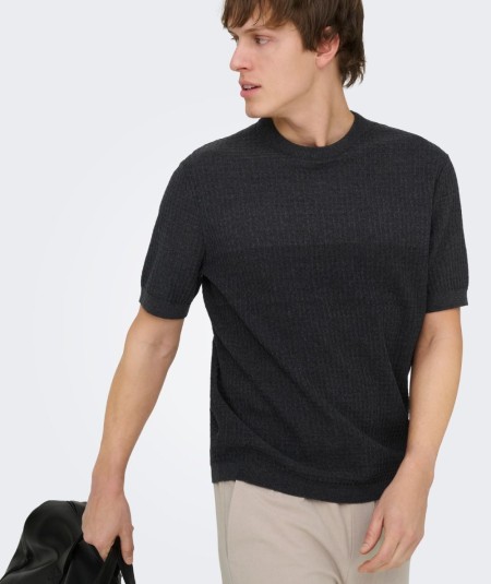 Camiseta negra de punto cuello redondo Only & Sons