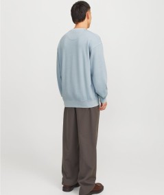 Sudadera azul corte loose estilo casual