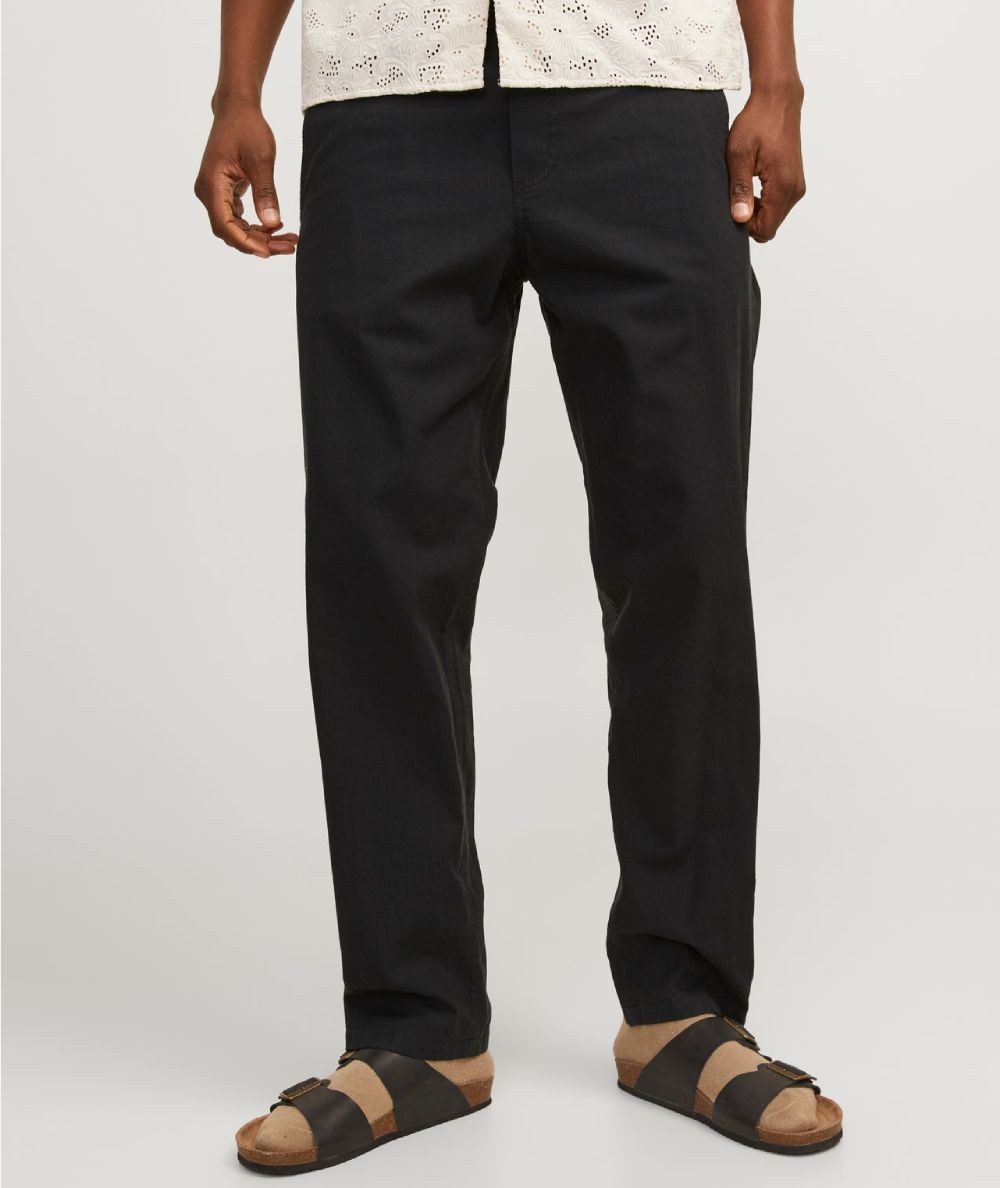 Pantalón negro hombre Jack & Jones corte relaxed
