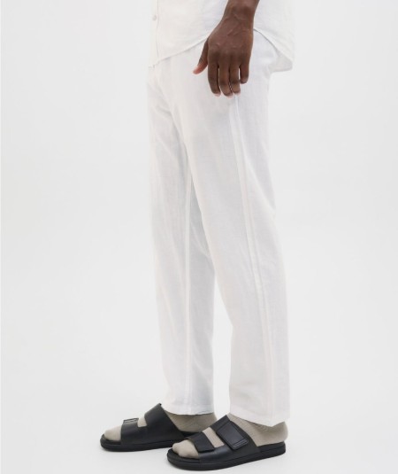 Pantalón blanco hombre Jack & Jones corte relaxed