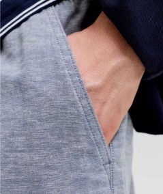 Pantalón denim con bolsillos