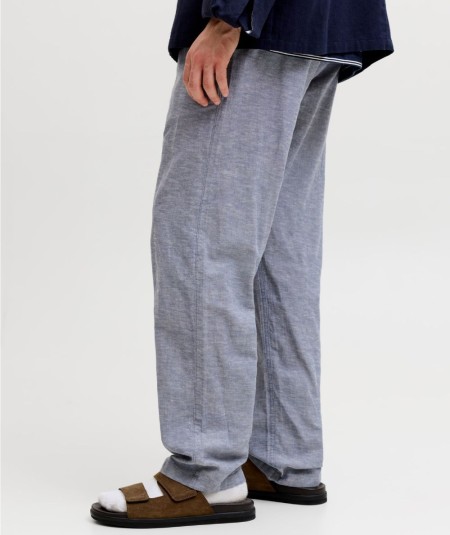 Pantalón negro hombre Jack & Jones corte relaxed