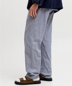 Pantalón denim look casual moderno