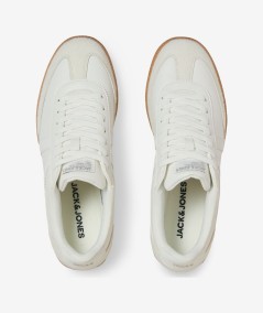 Zapatillas blancas hombre confort y estilo casual España