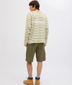 Shorts cargo kaki hombre con bolsillos laterales España