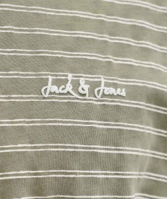 Camiseta verde hombre estilo básico moderno España