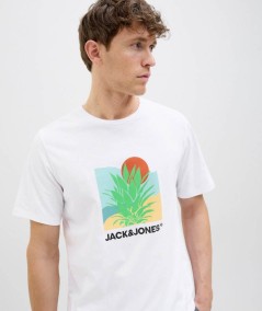 Camiseta blanca hombre estilo casual moderno España