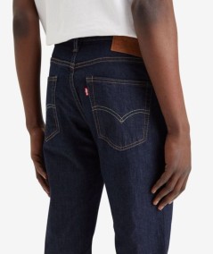 Vaqueros Levi's azul oscuro ajuste slim estilo urbano España
