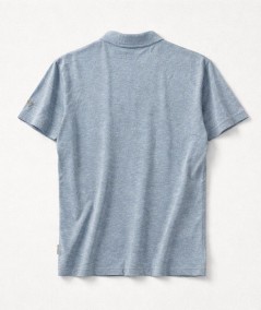 Polo Privata azul sublimado para hombre en algodón y poliéster. Cómodo, moderno y perfecto para verano.